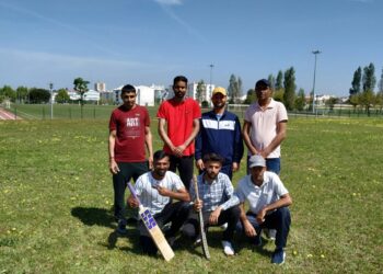 Cricket, a nova tradição para sábados de sol na Marinha Grande