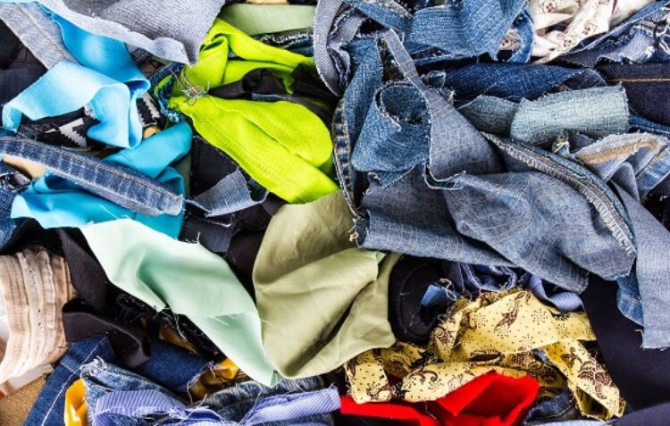 Roupa velha transformada em apoio para Dadores de Sangue da Nazaré