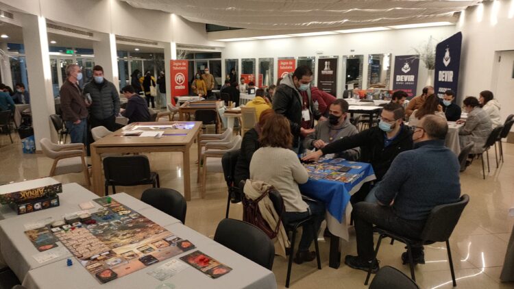 LeiriaCon junta 700 pessoas em convenção de jogos de tabuleiro