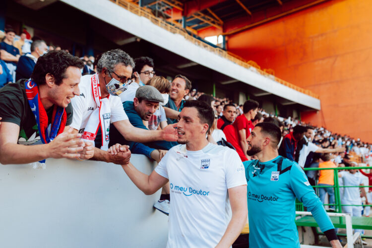 União de Leiria: “Jogo para a minha família, amigos e para a gente da minha terra”