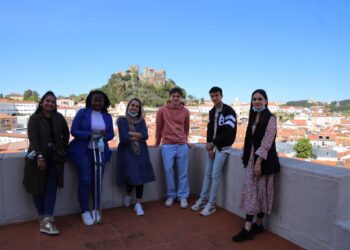 “Somos InterCOOLturais”, jovens debatem o tema da interculturalidade na Rádio 94 FM