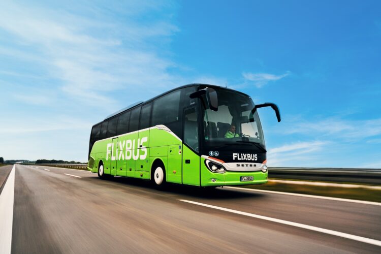 Alemã FlixBus liga Leiria a Lisboa e ao Porto em autocarro expresso