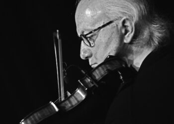 Um pioneiro da música improvisada a abrir 10 concertos em Leiria