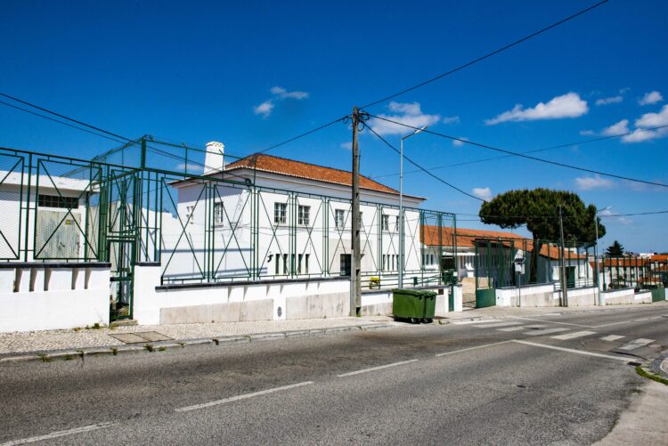 Serviços prisionais vão fechar a cadeia regional de Leiria