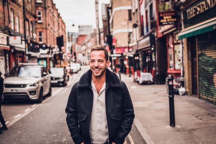 Agenda para o fim-de-semana: James Morrison, Pedro Abrunhosa e o Teatro D. Maria II