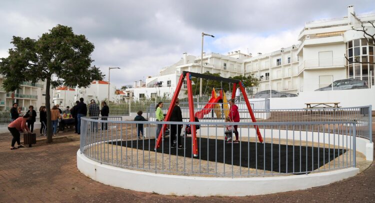 Parque Infantil da Cerâmica, da Nazaré, reabriu remodelado