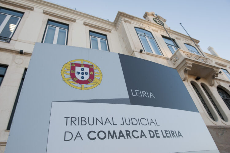 Multa para empresário de Leiria por crime de fraude na obtenção de subsídio tentado