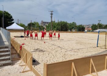 Batalha investe para conquistar o andebol de praia