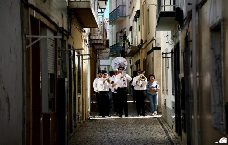 Esquininhas 2022 leva música e teatro à Nazaré