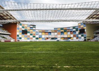 Câmara de Leiria garante prioridade à União no estádio sobre as SAD do Belenenses e do Estrela da Amadora