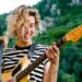 Surma dá concerto em Manchester a convite dos James