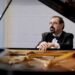 Pianista russo dá concerto em defesa da Ucrânia