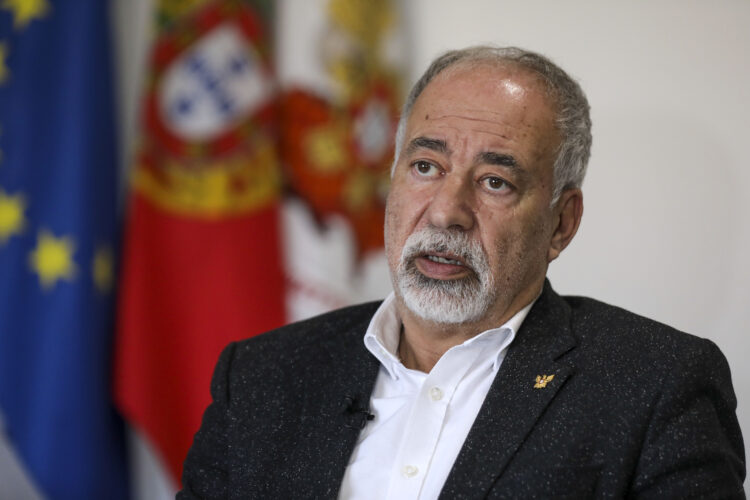 António Nunes: “Aos bombeiros deve ser entregue o combate”