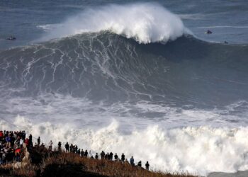 Nazaré arrebata prémios mundiais de ondas grandes