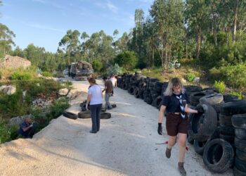 Mais de nove toneladas de pneus retiradas do Parque Natural
