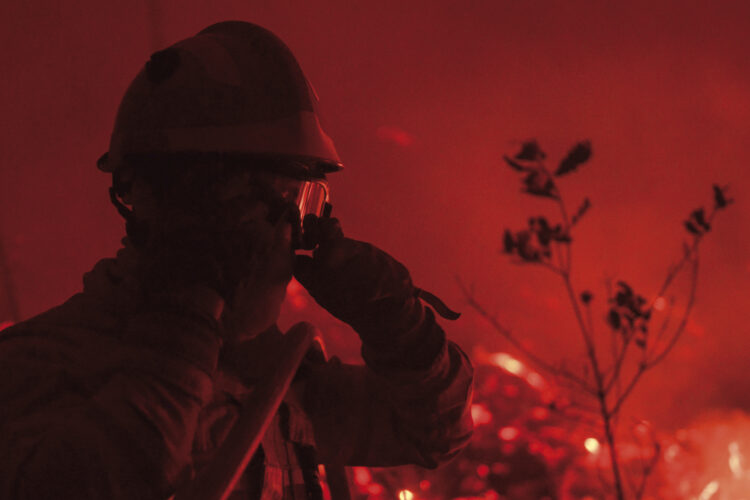 Bombeiros congestionam SIRESP com conversas desnecessárias