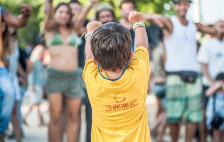Bons Sons, o festival de Verão que é uma espécie de arruada