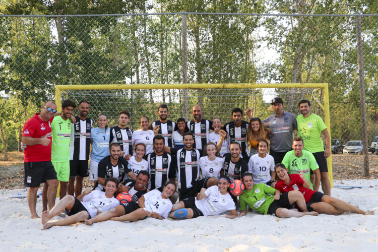 O espectáculo do futebol de praia