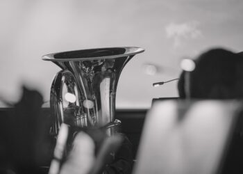 LizBrass projecta instrumentos de sopro de metal em Leiria