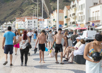 Vereador preocupado com a “Benidormização” da Nazaré