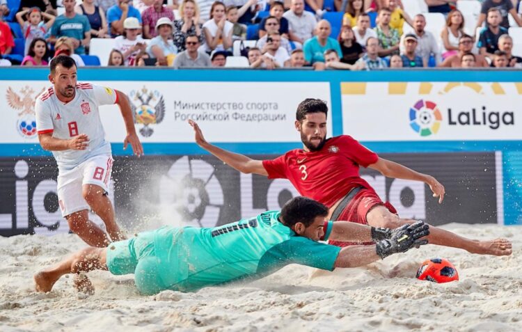Selecção Nacional de futebol de praia defronta Emirados Árabes Unidos na Batalha