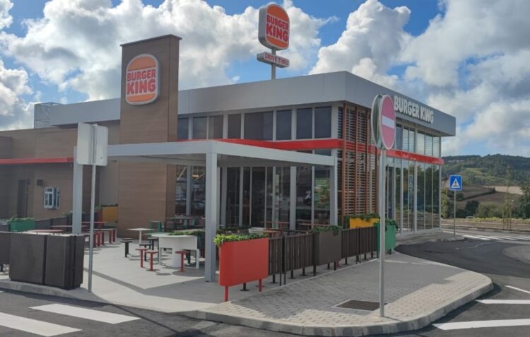 Burger King abre em Alcobaça sexto restaurante do distrito de Leiria