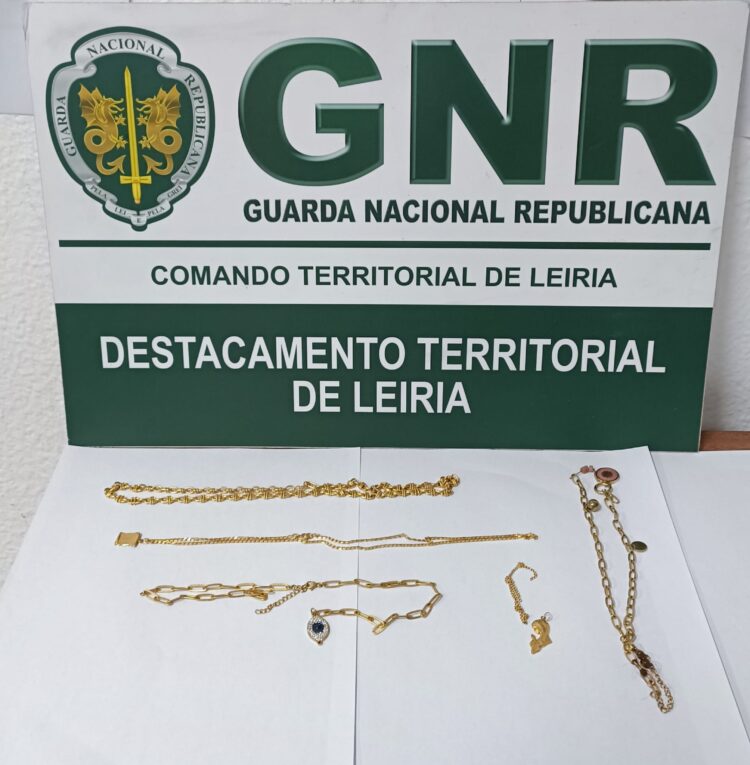 GNR trava roubos por esticão na região com detenção de cinco pessoas em Mira de Aire