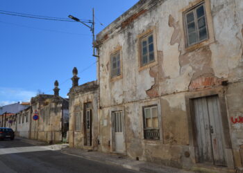 Centro por reabilitar empurra jovens para a periferia de Alcobaça