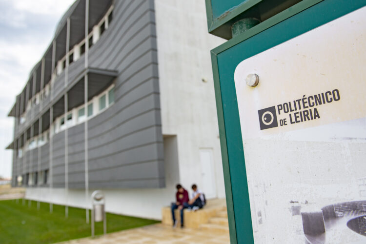 Professor da ESTG acusado de assédio a uma aluna