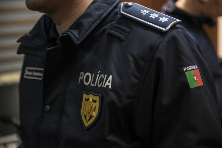Burla: Alegada médica pede fotos de mamas em Alcobaça