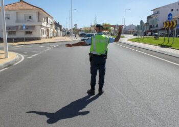 GNR fiscaliza transporte de mercadorias perigosas