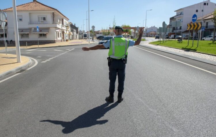 GNR fiscaliza transporte de mercadorias perigosas
