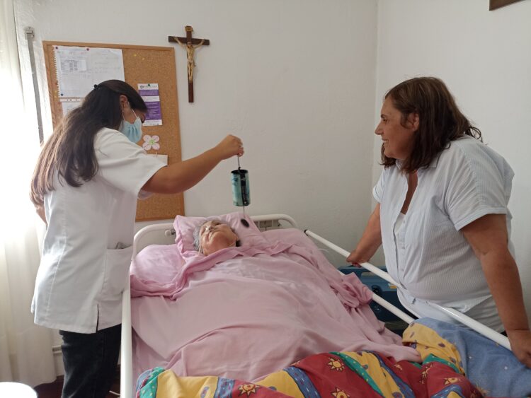 EMMILEA leva terapias a casa de pessoas com demência e acamadas