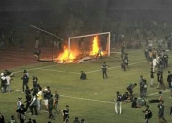 Treinador leiriense descreve “cenário quase apocalíptico” no final do jogo de futebol na Indonésia