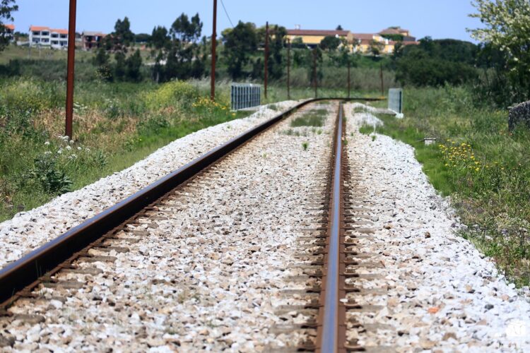 Passagens de nível do concelho da Nazaré vão ser intervencionadas