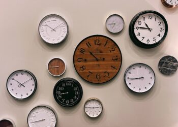 A hora muda na próxima madrugada. Saiba como se adaptar