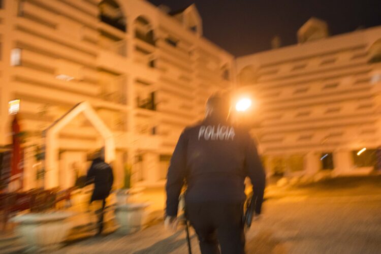 PSP detém três pessoas em Caldas da Rainha