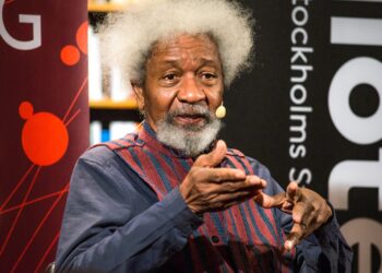 Folio: um prémio Nobel na mesa do derradeiro fim-de-semana