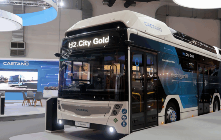 Design português do primeiro avião eléctrico do mundo, do ferryboat eléctrico de Aveiro e dos autocarros a hidrogénio da CaetanoBus