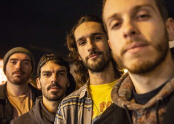 EN1 e a Essência Vulnerável do rock no reino das guitarras