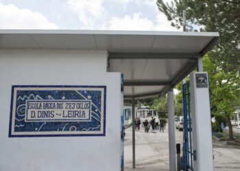 Greve fecha várias escolas na região de Leiria