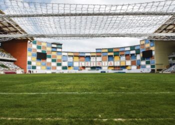 Estrela da Amadora recebe Sport Lisboa e Benfica em Leiria