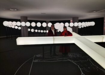 Joana Vasconcelos numa nova exposição em Fátima: o terço no diálogo entre arte antiga e contemporânea