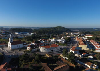 Freguesias: Aprovada desagregação de Monte Redondo e Carreira, em Leiria