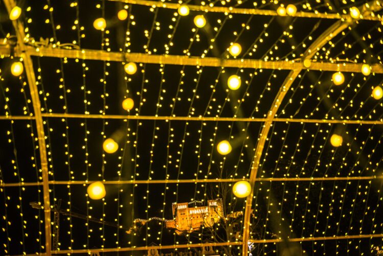 Leiria reduz em 50% o número de horas da iluminação de Natal