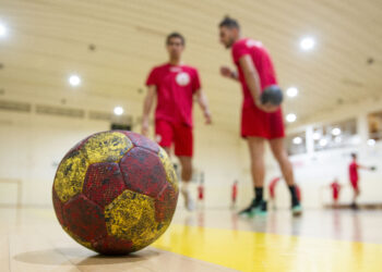 Clubes sufocam com escalada de preços: “Estão a dar cabo de nós”
