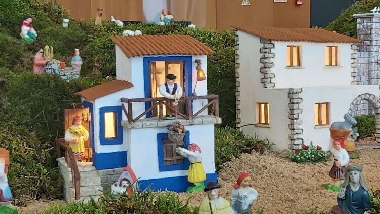 Um dos maiores presépios tradicionais da região está de regresso à Marinha Grande