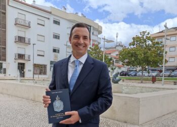 Ricardo Pessa de Oliveira premiado pela Academia Portuguesa da História