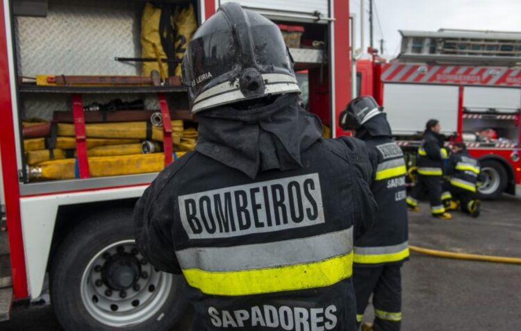 Incêndio em habitação provoca morte a idosa em Leiria