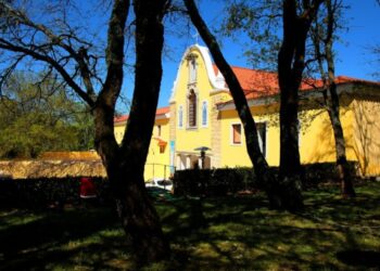 Câmara de Óbidos compra convento  de São Miguel por 1,1 milhão de euros